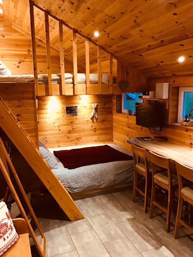 Le Chalet De La Ferme Du Tertre Villers-au-Tertre Екстериор снимка